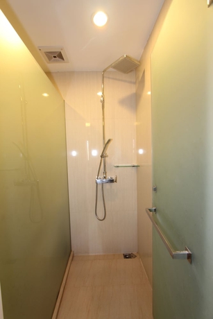 Imagen de la habitación del Hotel Honey Lodge. Foto 11