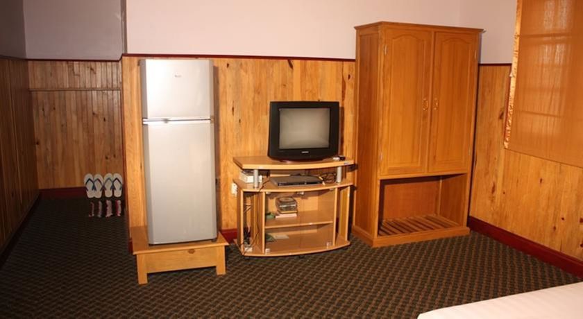 Imagen de la habitación del Hotel Honey Pine. Foto 9