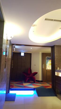 Imagen general del Hotel Honey Prince. Foto 11