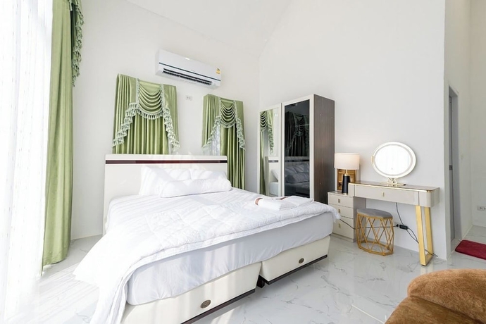 Imagen de la habitación del Hotel Honey Queen Resort. Foto 4