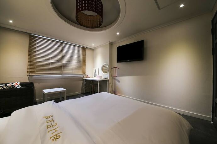 Imagen general del Hotel Honeymoon. Foto 4