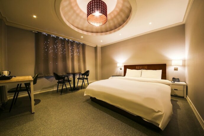 Imagen general del Hotel Honeymoon. Foto 10
