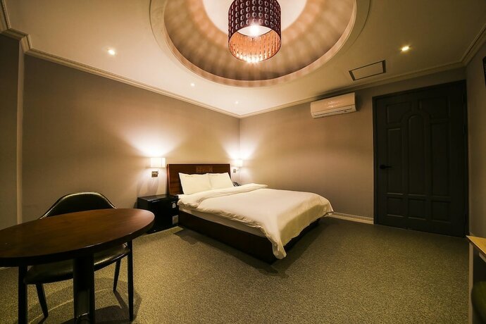 Imagen general del Hotel Honeymoon. Foto 18