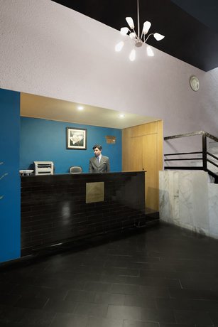 Imagen de los interiores del Hotel Honeymoon Inn, Mussoorie. Foto 19