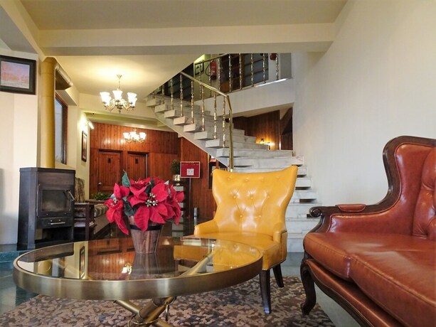 Imagen de los interiores del Hotel Honeymoon Inn, Shimla. Foto 23