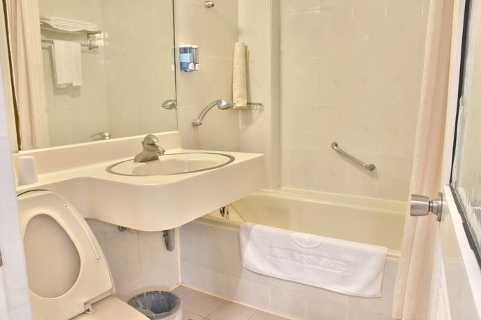 Imagen de la habitación del Hotel Honeymoon, Mhebu. Foto 3