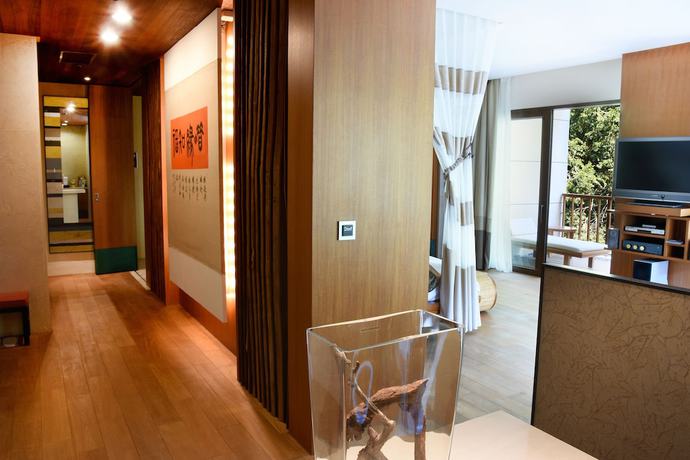 Imagen de la habitación del Hotel Honeymoon, Mhebu. Foto 14