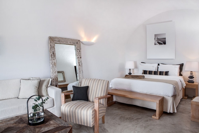 Imagen de la habitación del Hotel Honeymoon Petra Villas. Foto 15