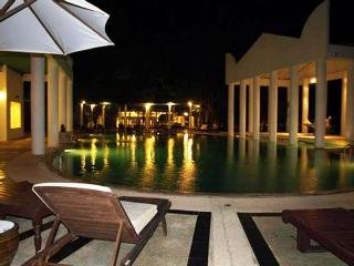 Imagen general del Hotel Honeymoon Private Island. Foto 3