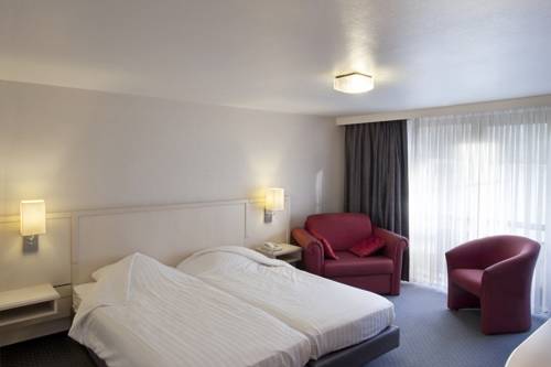 Imagen de la habitación del Hotel Honfleur. Foto 14