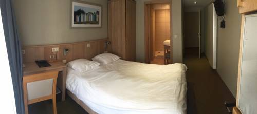 Imagen de la habitación del Hotel Honfleur. Foto 16