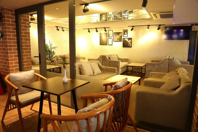 Imagen de los interiores del Hotel Hong Bao Thach. Foto 36