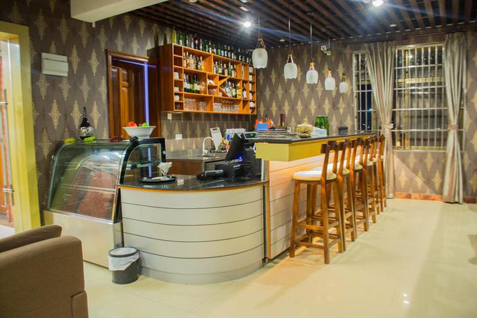 Imagen del bar/restaurante del Hotel Hong Kong, DAR ES SALAAM. Foto 2