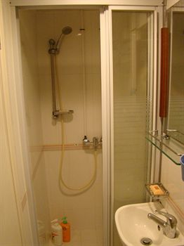 Imagen general del Hotel Hong Kong Friend's House. Foto 2