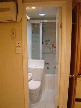 Imagen general del Hotel Hong Kong Friend's House. Foto 12