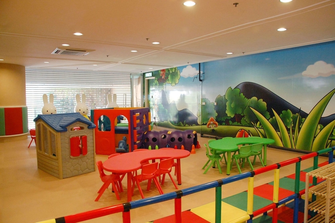 Imagen de los interiores del Hotel Hong Kong Gold Coast. Foto 8