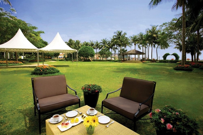 Imagen del bar/restaurante del Hotel Hong Kong Gold Coast. Foto 2