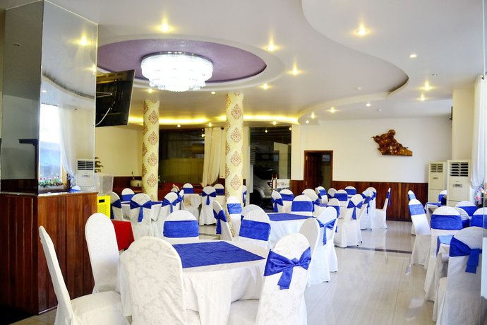 Imagen del bar/restaurante del Hotel Hong Ngoc, Tuy Hoa. Foto 2