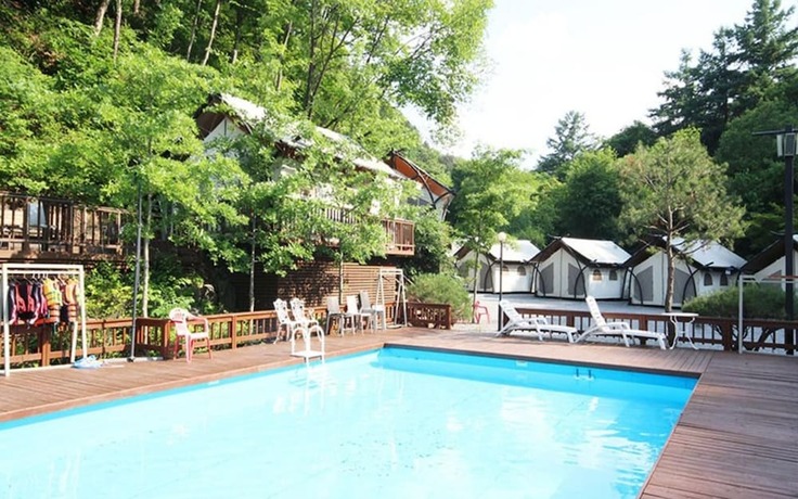 Imagen general del Hotel Hongcheon Coco Vivaldi Glamping Caravan. Foto 7