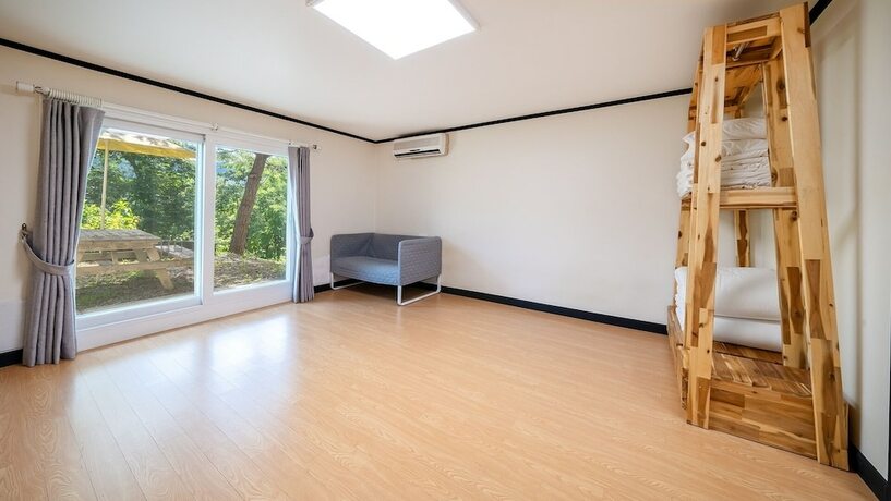Imagen de la habitación del Hotel Hongcheon D-day Pensionandcamping. Foto 19