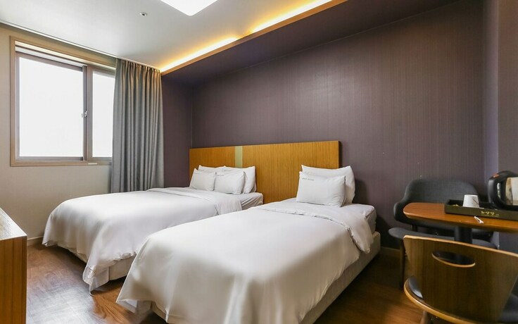 Imagen de la habitación del Hotel Hongcheon Hwayanggang. Foto 11