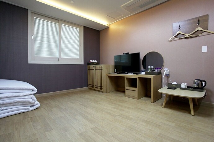 Imagen de la habitación del Hotel Hongcheon Hwayanggang. Foto 15