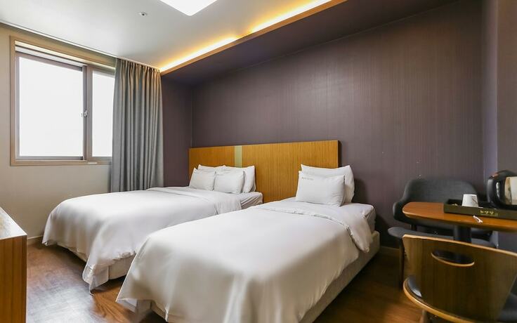 Imagen de la habitación del Hotel Hongcheon Hwayanggang. Foto 19