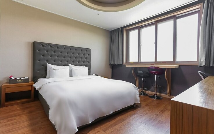 Imagen de la habitación del Hotel Hongcheon Hwayanggang. Foto 25