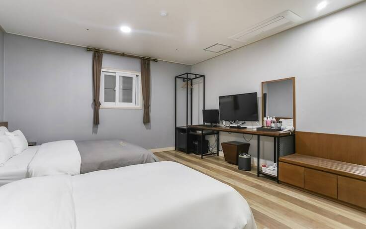 Imagen de la habitación del Hotel Hongcheon Hwayanggang. Foto 28