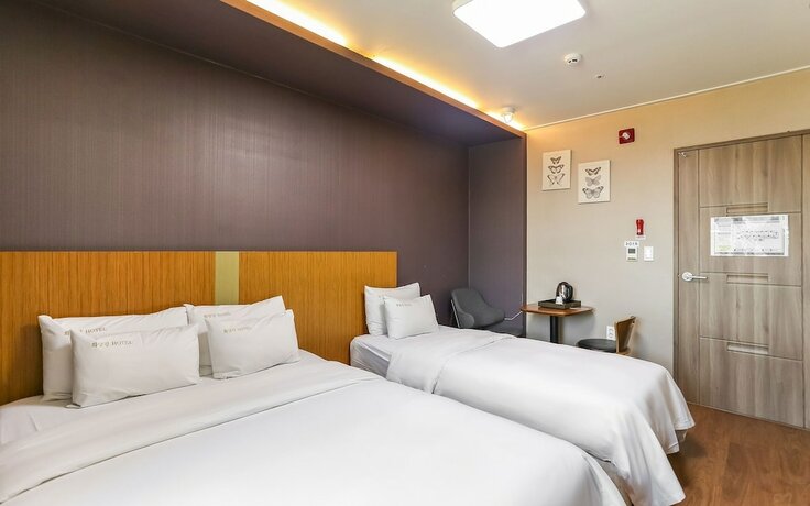 Imagen de la habitación del Hotel Hongcheon Hwayanggang. Foto 37