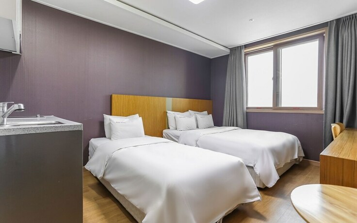Imagen de los interiores del Hotel Hongcheon Hwayanggang. Foto 38