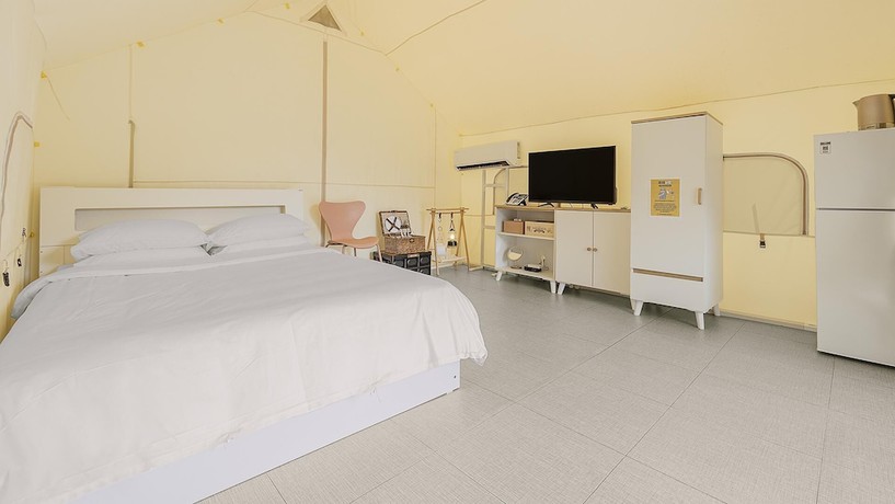 Imagen de la habitación del Hotel Hongcheon Toliaigeullaemping. Foto 6