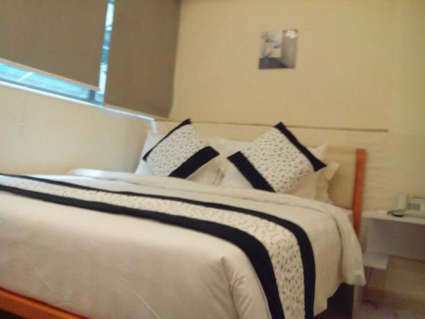 Imagen de la habitación del Hotel Hongkong Harbor. Foto 5