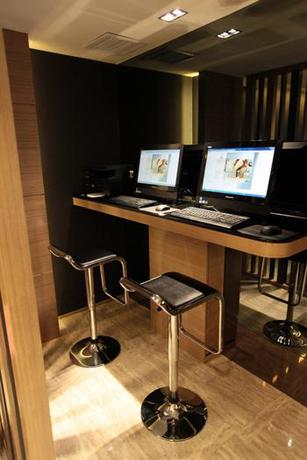 Imagen de los interiores del Hotel Hongkong Harbor. Foto 14