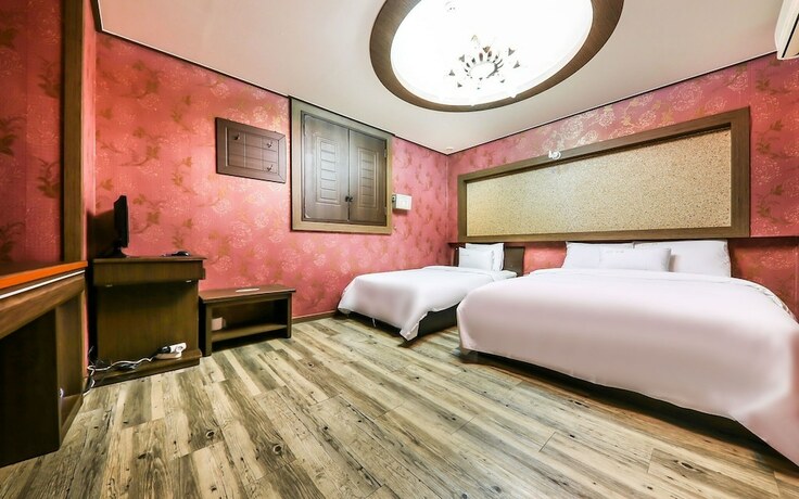 Imagen de la habitación del Hotel Hongseong Joy Motel. Foto 10