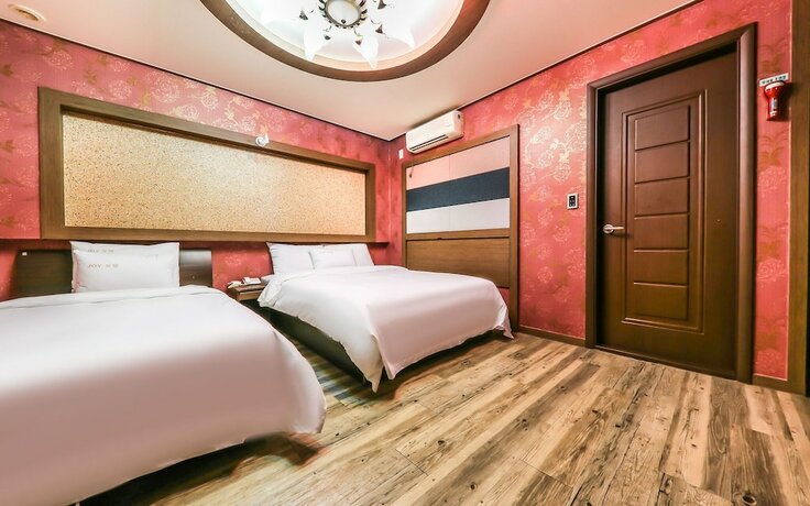 Imagen de la habitación del Hotel Hongseong Joy Motel. Foto 11