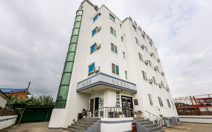 Imagen general del Hotel Hongseong New World. Foto 5