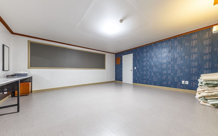 Imagen de la habitación del Hotel Hongseong Solbatcheonsu. Foto 11