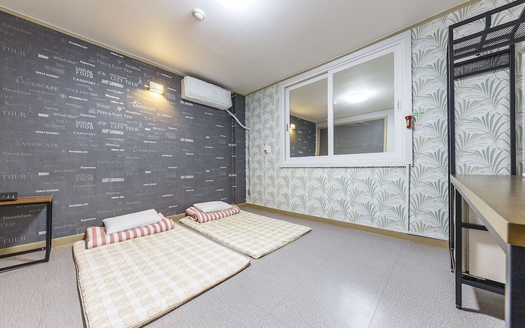 Imagen de la habitación del Hotel Hongseong Solbatcheonsu. Foto 13