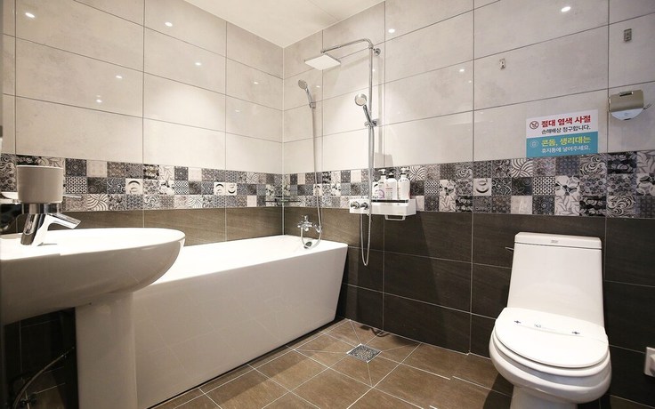 Imagen de la habitación del Hotel Hongseong Yongbongsan Hue Dream Motel. Foto 8