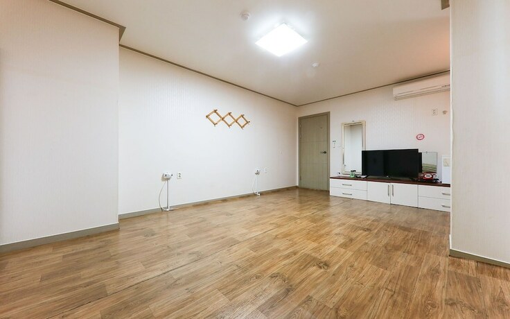 Imagen de la habitación del Hotel Hongsung Dongyang. Foto 14