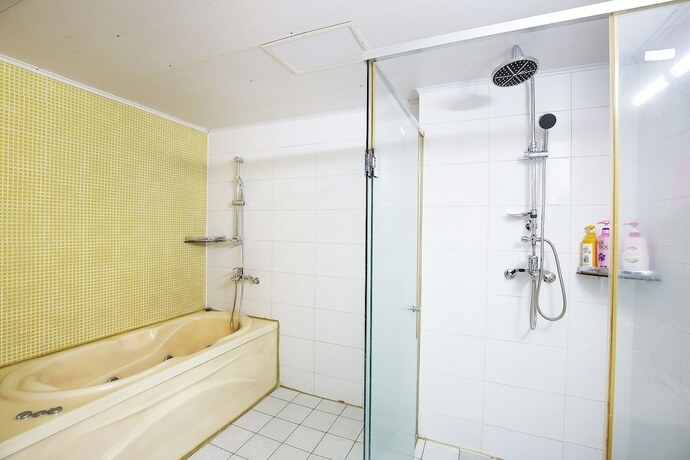 Imagen general del Hotel Hongsung Jun. Foto 2