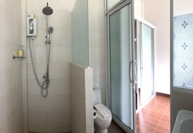 Imagen de la habitación del Hotel Hongte Khaolak Resort. Foto 16