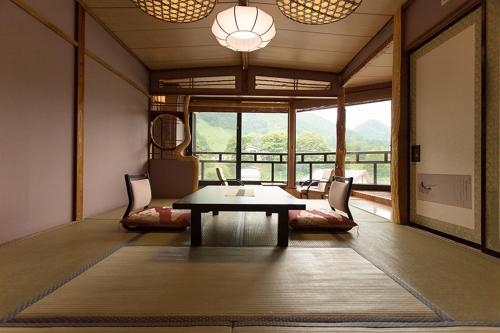 Imagen de la habitación del Hotel Honke Bankyu. Foto 6