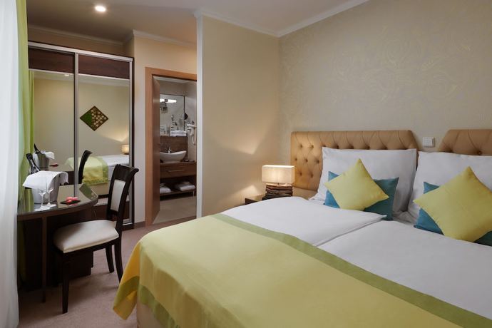 Imagen de la habitación del Hotel Honour and Grace Hotel. Foto 8