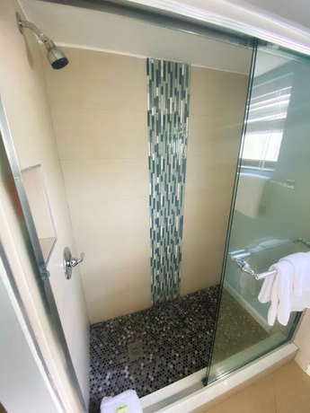 Imagen de la habitación del Hotel Honu Cove. Foto 11