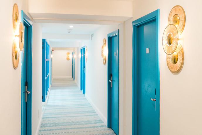 Imagen de los interiores del Hotel Honucai. Foto 9