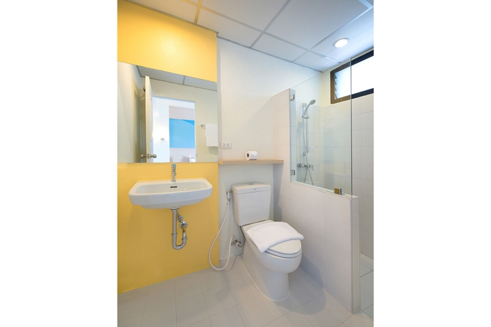 Imagen de la habitación del Hotel Hop Inn Chumphon. Foto 5