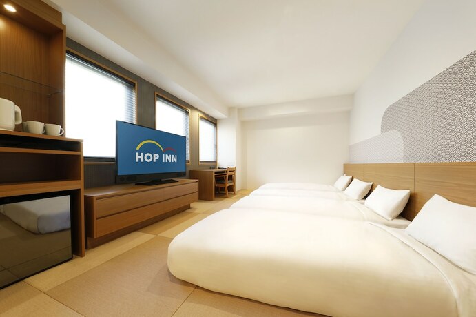 Imagen de la habitación del Hotel Hop Inn Kyoto Shijo Omiya. Foto 15