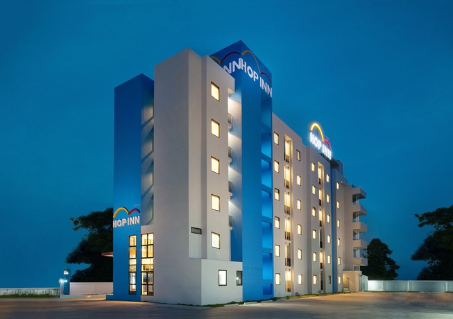 Imagen de los exteriores del Hotel Hop Inn Mukdahan. Foto 15